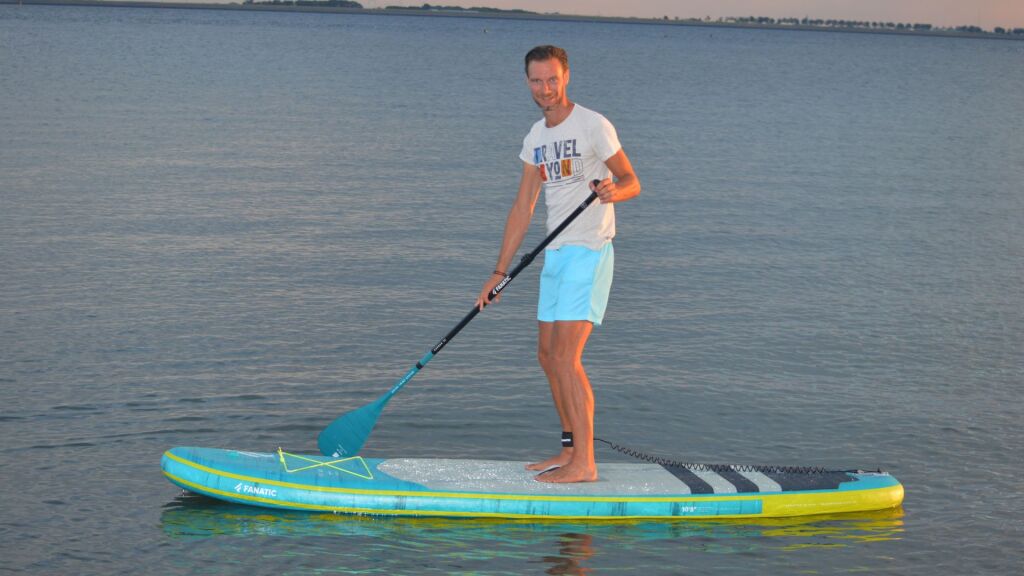 Hoewel Eriks business ten onder ging, kwam hij al snel bovendrijven