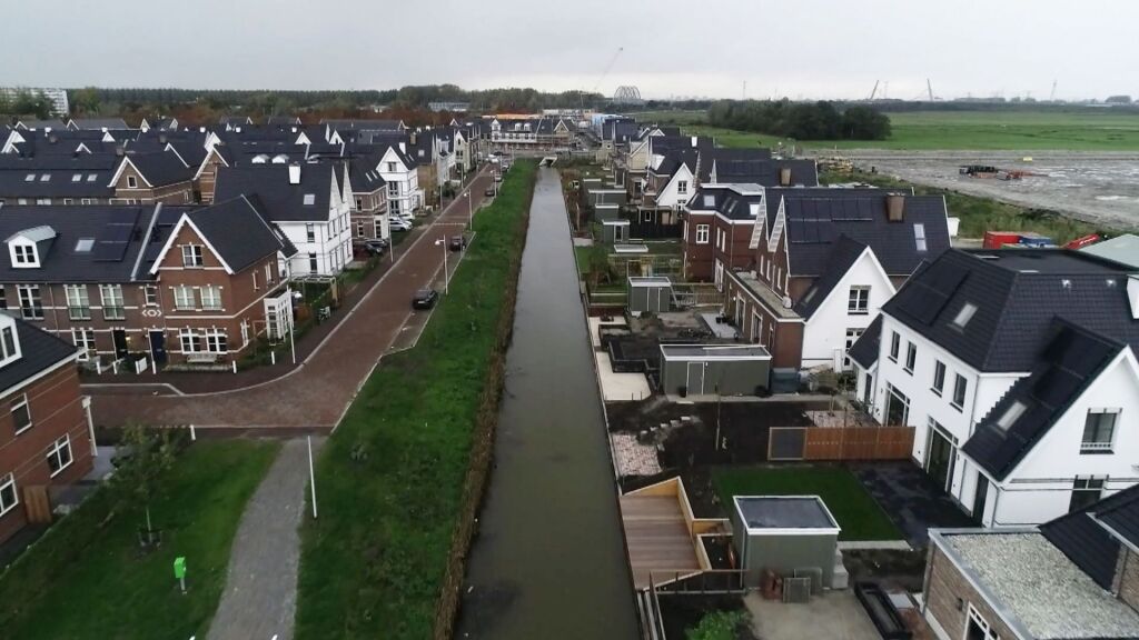 Weesper natuurbeschermers halen weer bakzeil: bouw Weesper nieuwbouwwijk kan verder