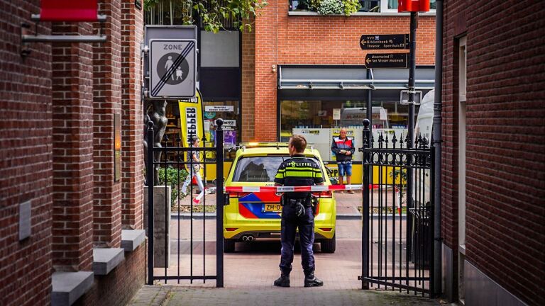 Vrouw overleden na steekpartij in Helmond, opgepakte verdachte is familie -.