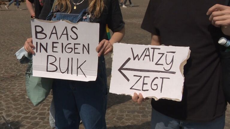 Onbegrip bij pro-abortusdemonstranten: "Ze draaien de klok terug, ik
