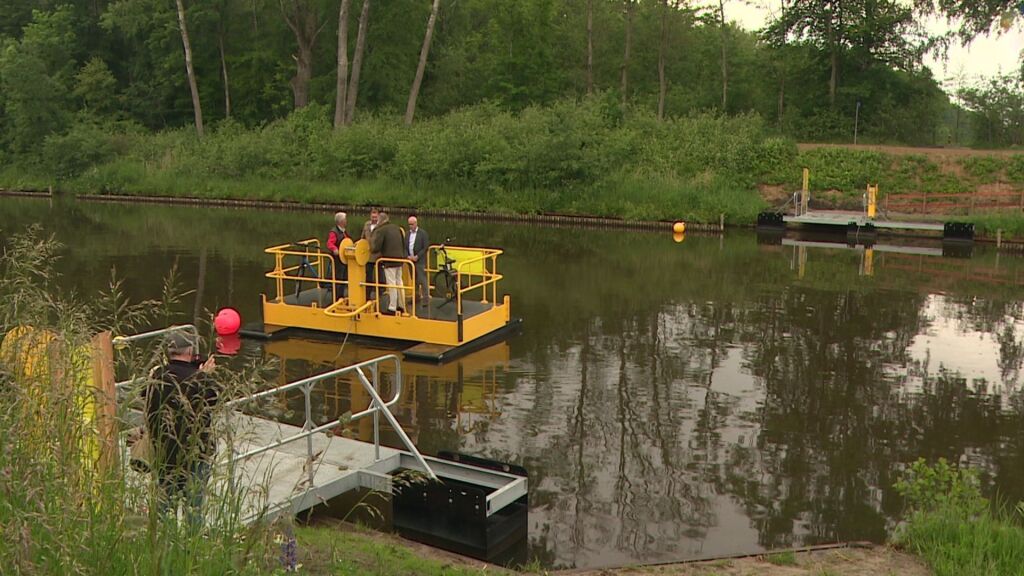 Fietspont tussen Kraggenburg en Waterloopbos in gebruik genomen