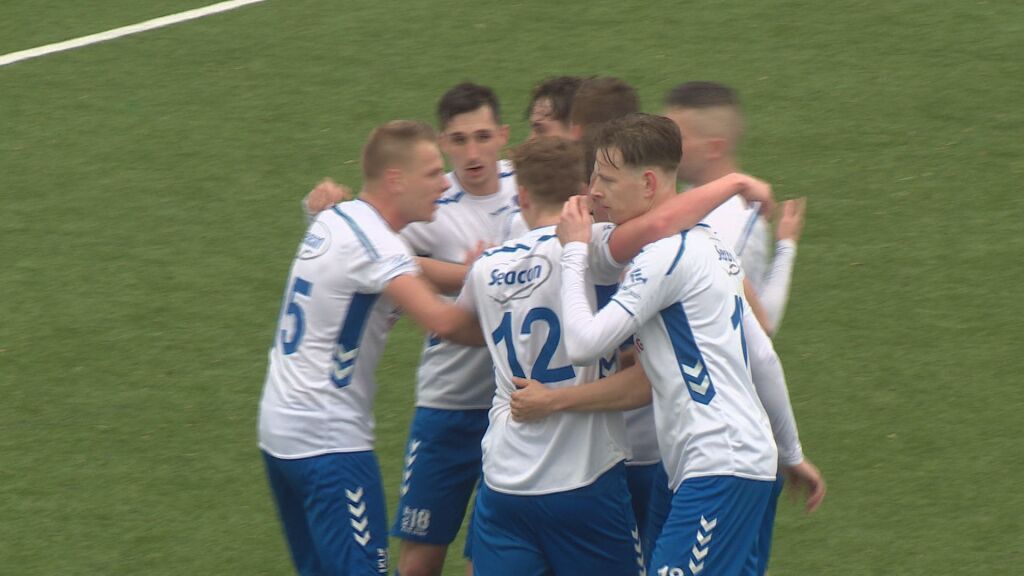 SV Urk pakt kostbare punten tegen laagvlieger Ter Leede