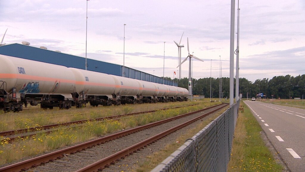 300 treinen, 2.000 schepen en 16.000 vrachtwagens. Borsele vreest