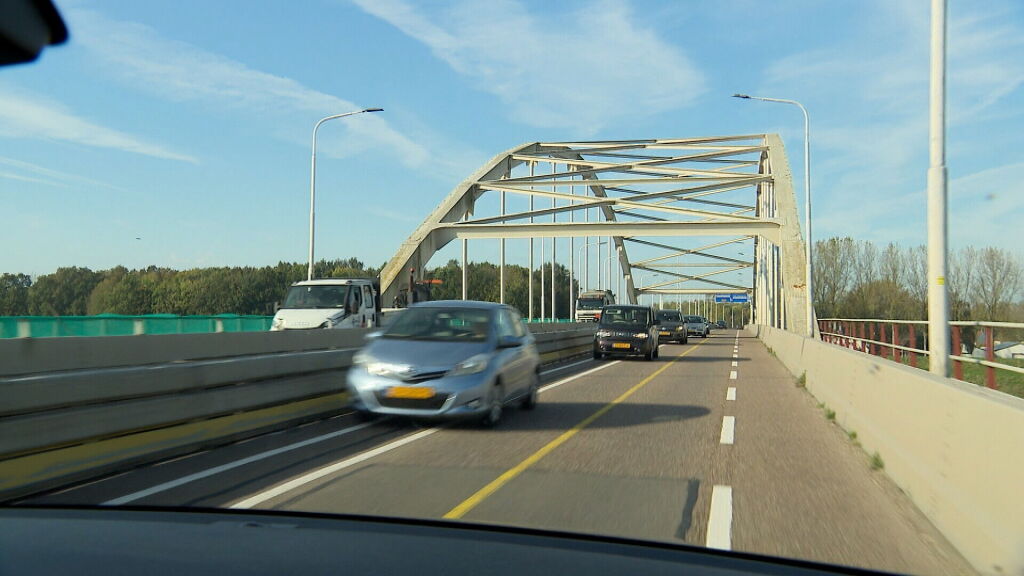 Tholensebrug eerder open dan verwacht