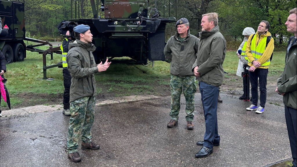 'We moeten ons tot de tanden toe bewapenen', zegt koning in Vredepeel