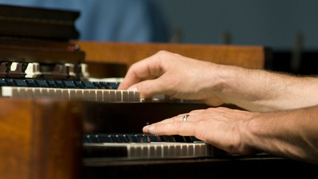 Organist André N. op vrije voeten in afwachting van misbruikzaak