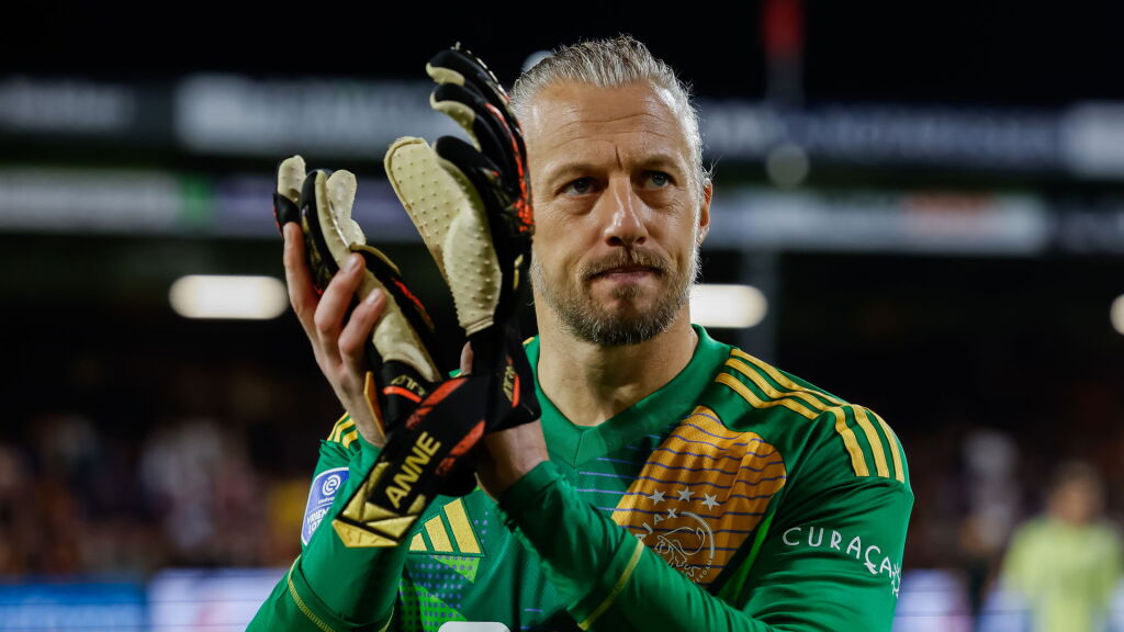 Oude liefde roest niet, Pasveer biedt Heracles helpende hand