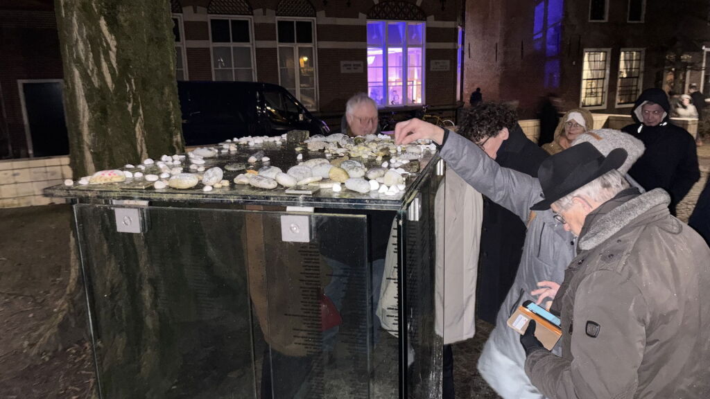 Drukke herdenking Holocaust in Leeuwarden: 
