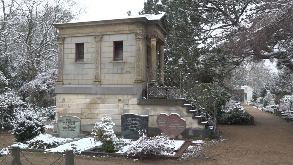 Het praalgraf van deze bekende Amsterdammer krijgt een grote opknapbeurt