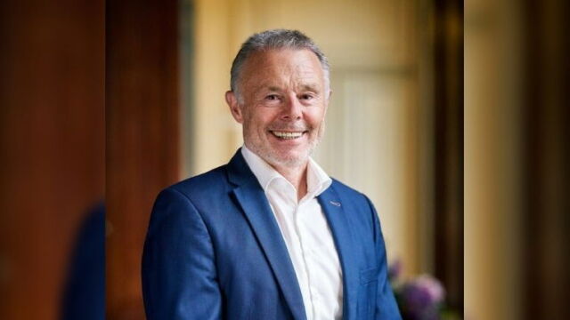 Rechter tikt Middelburg op de vingers, gemeente moet hoogste ambtenaar tonnen meegeven na ontslag