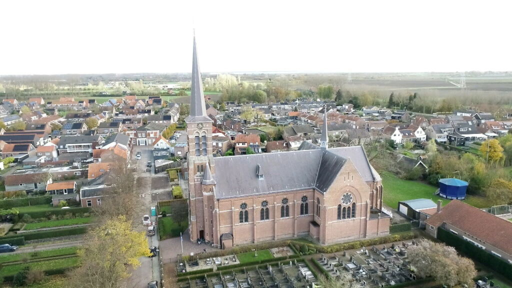 Nieuwe samenwerking moet leegstand Zeeuwse katholieke kerken voorkomen
