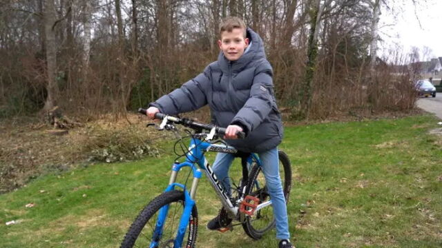 Daley (11) uit Heerenveen wint award na inzamelen van 19.000 euro voor goede doel