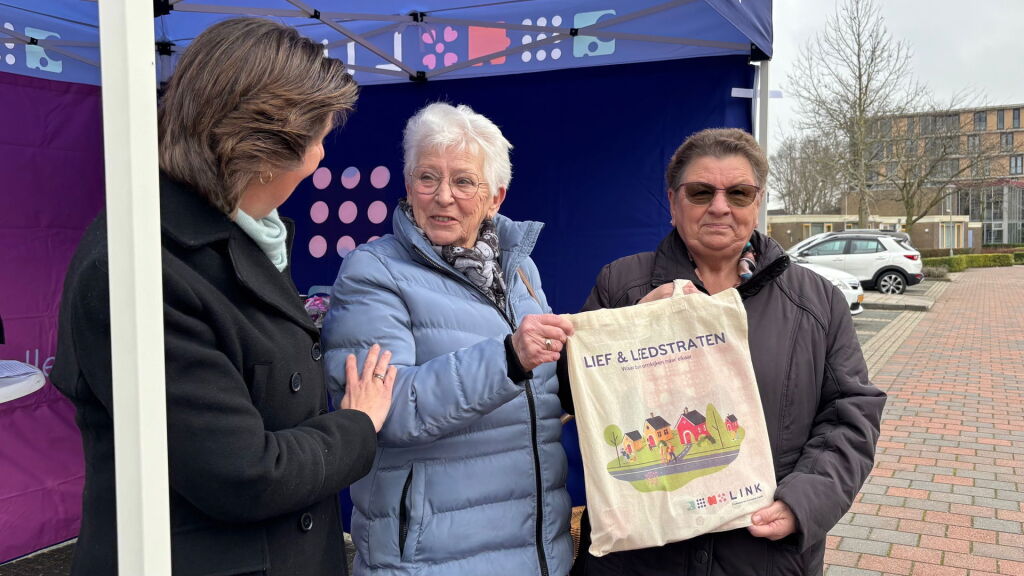 An en Janny eerste ambassadeurs Lief & Leedstraat Kapelle