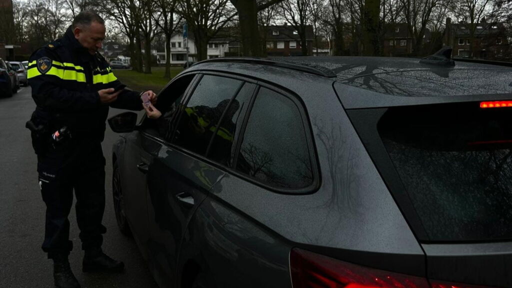 Politie schaalt tevergeefs groots op na melding van ontvoering in Venlo: 'Het was een grap'